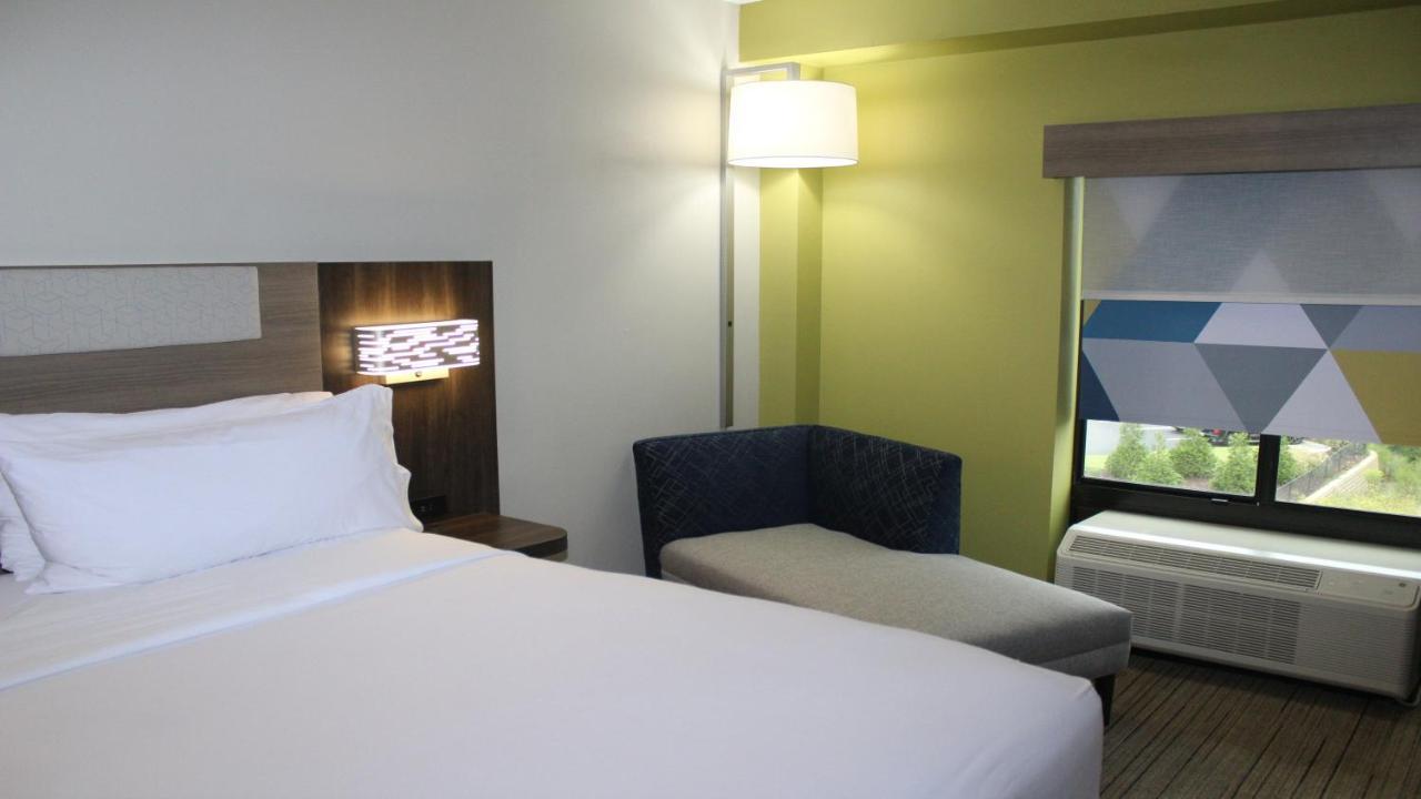 Holiday Inn Express & Suites Wilson-Downtown By Ihg מראה חיצוני תמונה